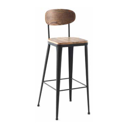 Taburete alto de hierro con asiento y respaldo de madera maciza de pino color Natural | Moinde | comprar taburetes altos | sillas de rattan | sillones de madera