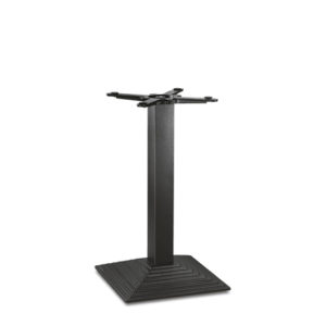 Pie central de hierro color negro mate | diseño de restaurantes | mesas para cafeterías | pie central mesa | sillas para bares y restaurantes